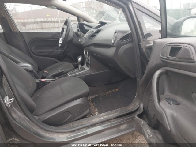 3FADP4EJ5JM100640 Ford FIESTA SE