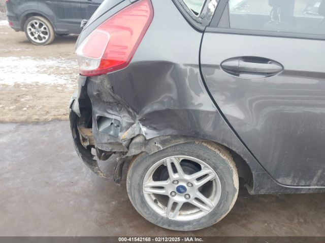 3FADP4EJ5JM100640 Ford FIESTA SE