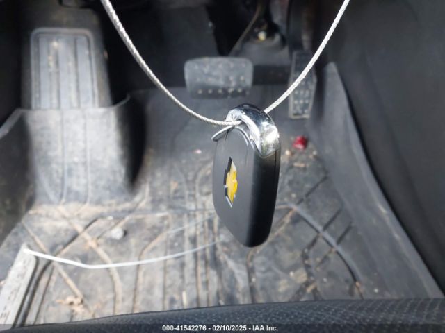 1GNEVJKW8JJ127807 Chevrolet Traverse Premier
