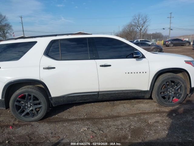 1GNEVJKW8JJ127807 Chevrolet Traverse Premier
