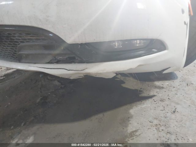 2015 CHRYSLER 200 1C3CCCBG1FN572789 Photo 5