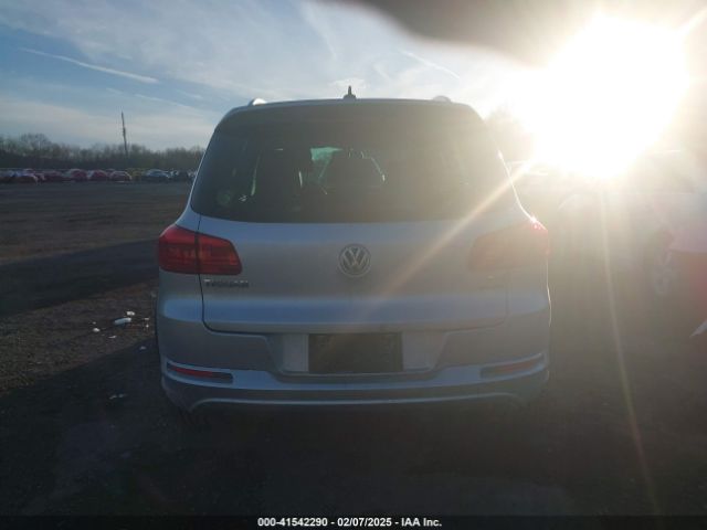 WVGBV7AX2GW019635 Volkswagen Tiguan R-line