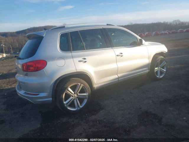 WVGBV7AX2GW019635 Volkswagen Tiguan R-line