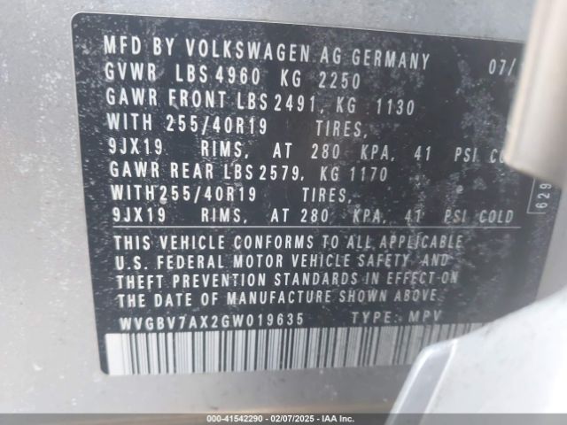WVGBV7AX2GW019635 Volkswagen Tiguan R-line