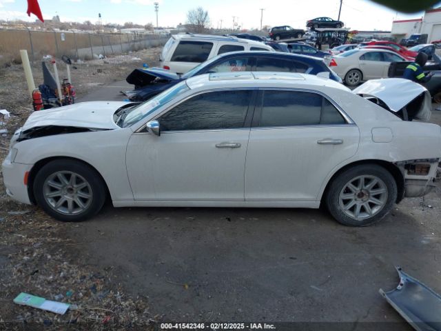 2C3CCAEG7KH566112 Chrysler 300 Limited