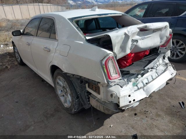 2C3CCAEG7KH566112 Chrysler 300 Limited