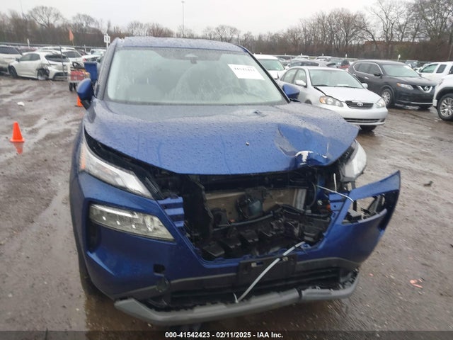 JN8AT3BA1MW008599 Nissan Rogue Sv Fwd