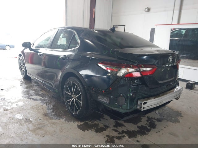 4T1T11AK8MU480461 Toyota CAMRY SE