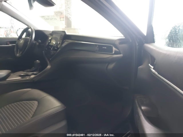 4T1T11AK8MU480461 Toyota CAMRY SE