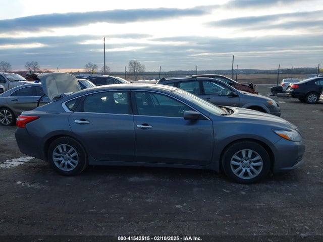 Nissan Altima 2.5 S 2016 1N4AL3AP7GN390588 Image 13