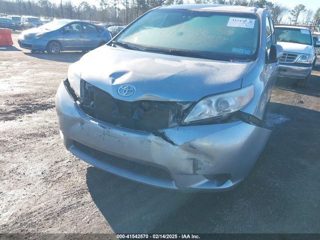 Продаж на аукціоні авто 2011 Toyota Sienna Le, vin: 5TDJK3DC5BS018711, номер лоту: 41542570