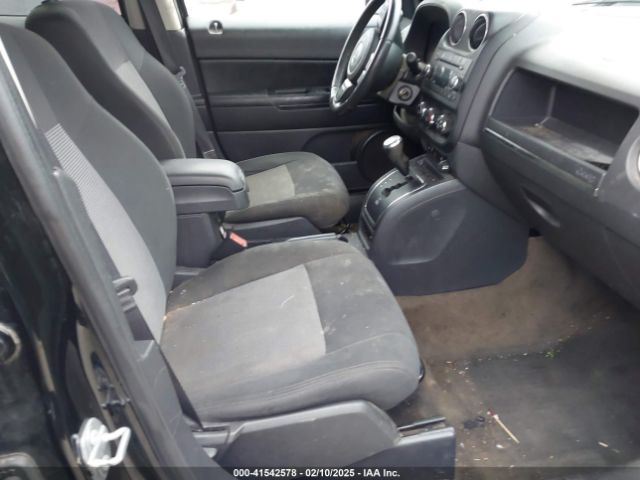 1C4NJPFB0HD183103 Jeep Patriot Latitude Fwd