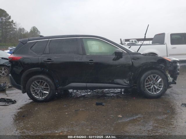JN8AT3AA4MW010302 Nissan Rogue S Fwd