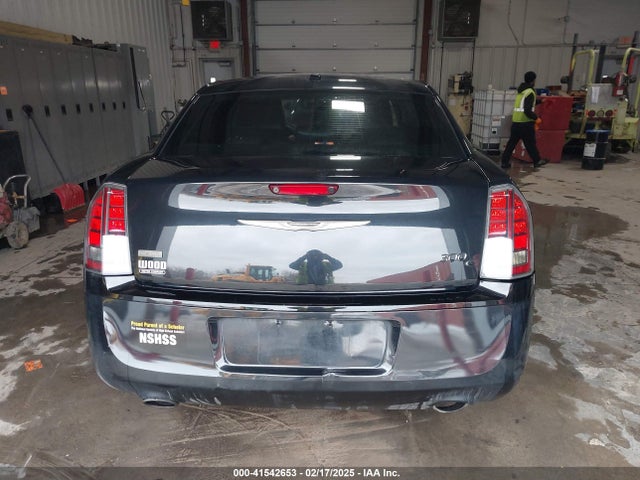 2C3CCAJG7EH240224 Chrysler 300c John Varvatos Limited Edition Awd