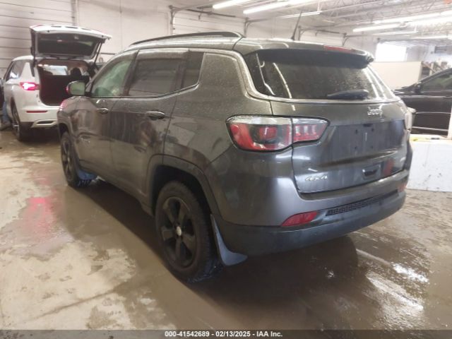 3C4NJDBB6JT187581 Jeep Compass Latitude 4x4