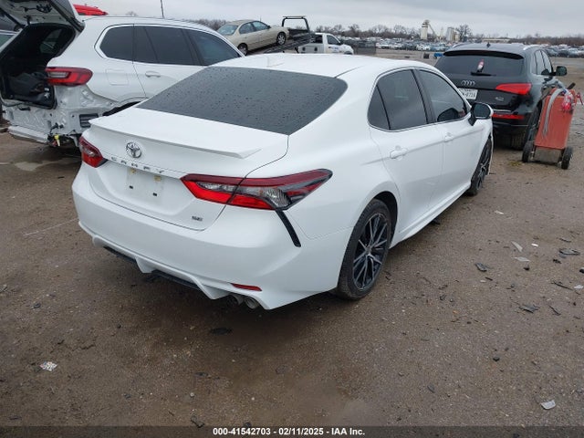 4T1S11AK0NU660076 Toyota CAMRY SE