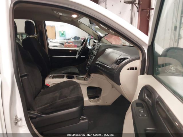 2C4RDGCG7GR374943 Dodge Grand Caravan Sxt