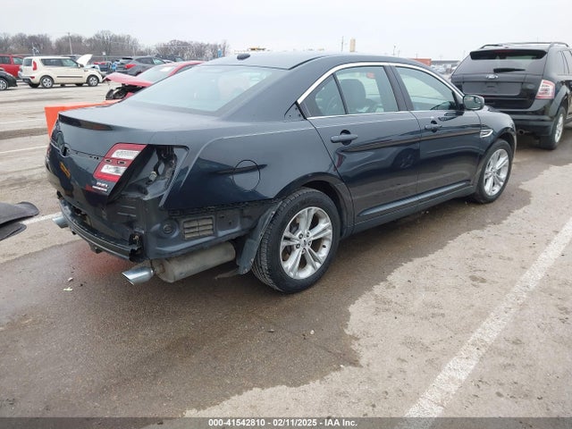 Ford TAURUS SEL 2017 1FAHP2E89HG118291 Image 4