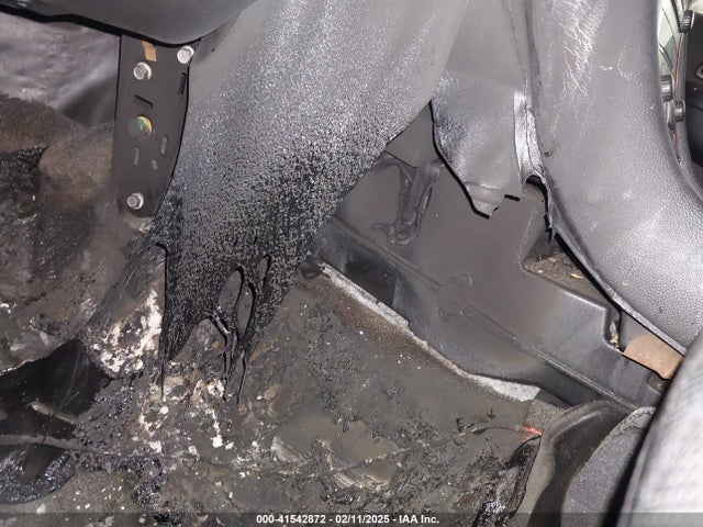 2010 CADILLAC ESCALADE 1GYUKBEF1AR155880 Photo 5