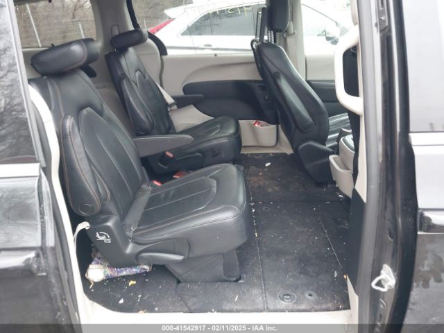 2C4RC1EG7HR763788 Chrysler Pacifica Touring-l Plus