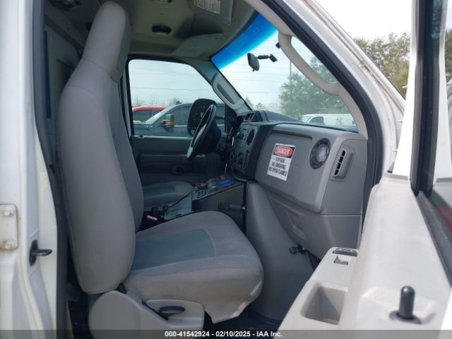 1FDSS3EL7EDB15214 Ford E-350 Super Duty Commercial