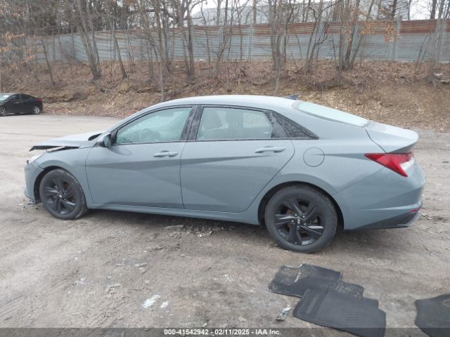 KMHLM4AJ3MU006269 Hyundai Elantra Hybrid Blue