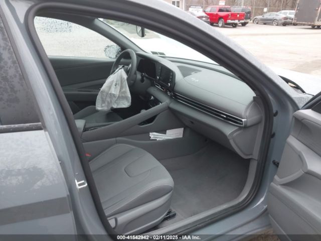KMHLM4AJ3MU006269 Hyundai Elantra Hybrid Blue