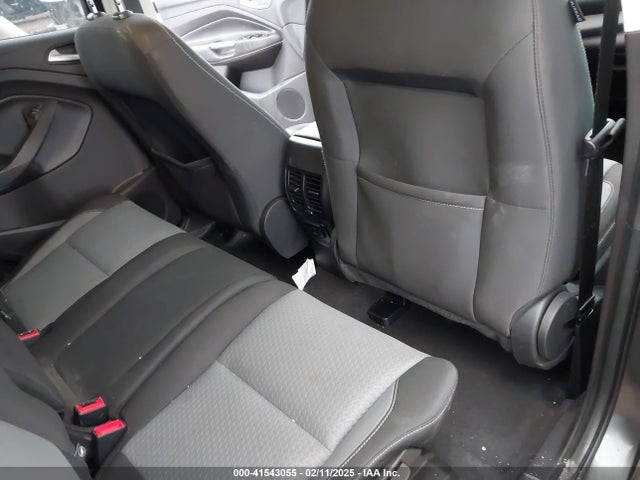 1FMCU0GD7HUA61159 Ford ESCAPE SE
