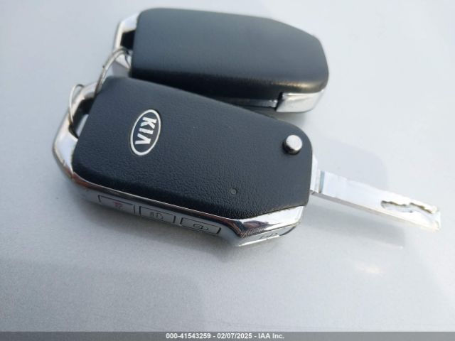 3KPF24AD6LE222809 KIA Forte Lxs