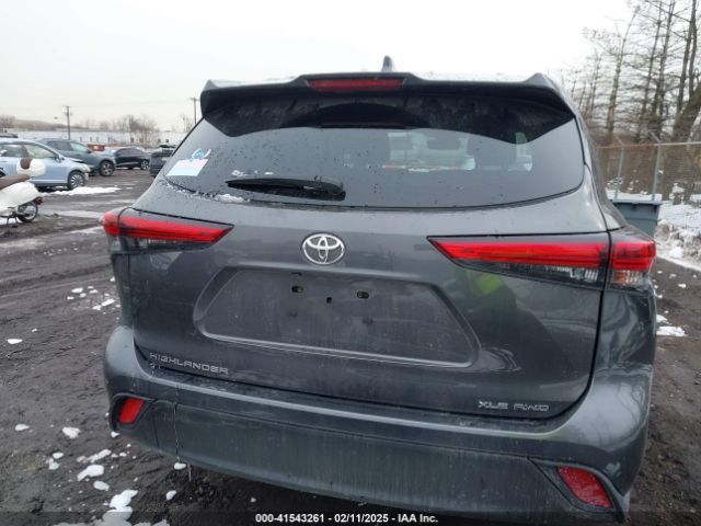 5TDGZRBHXNS570927 Toyota Highlander Xle