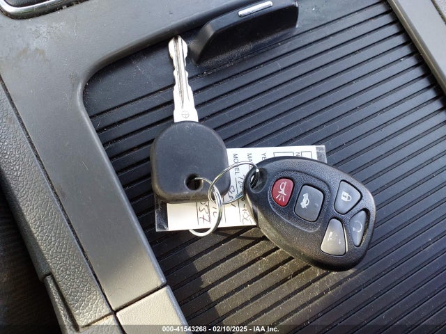 Chevrolet Traverse Ls 2015 1GNKRFEDXFJ252037 Image 11