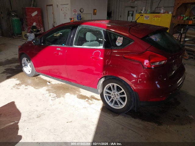 Ford FOCUS SE 2016 1FADP3K29GL227196 Image 3