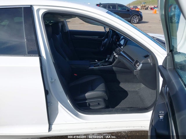 1HGCV1F43NA028926 Honda Accord Sport Special Edition
