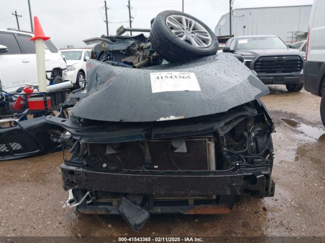 4T1BF1FK4HU318466 Toyota CAMRY SE