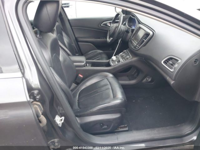 2017 CHRYSLER 200 1C3CCCAB6HN500561 Photo 4