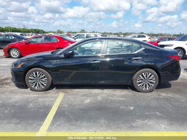 1N4BL4DV4SN305686 Nissan Altima Sv Fwd