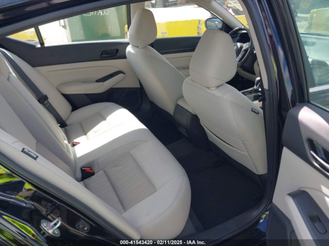 1N4BL4DV4SN305686 Nissan Altima Sv Fwd