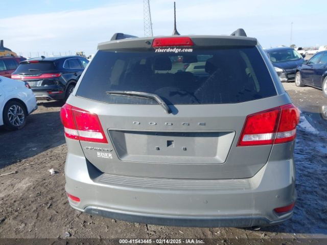 3C4PDCBB7KT866626 Dodge JOURNEY SE