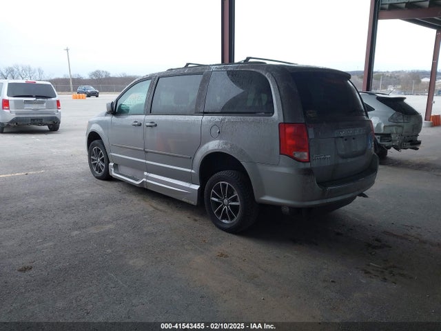 2C4RDGEGXHR580496 Dodge Grand Caravan Gt