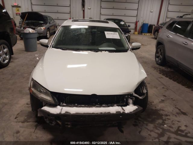 3VWDB7AJ5HM388165 Volkswagen Jetta 1.4t Se