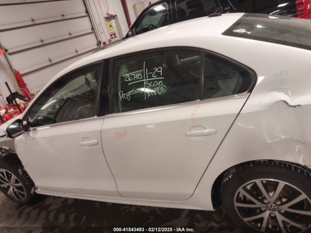 3VWDB7AJ5HM388165 Volkswagen Jetta 1.4t Se