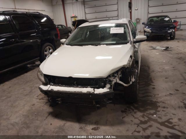 3VWDB7AJ5HM388165 Volkswagen Jetta 1.4t Se