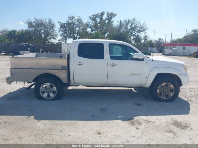 3TMJU4GN2EM169071 Toyota Tacoma Double Cab Prerunner