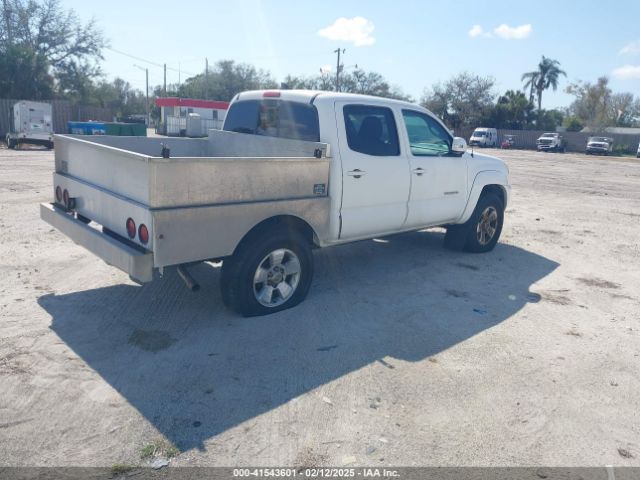 3TMJU4GN2EM169071 Toyota Tacoma Double Cab Prerunner