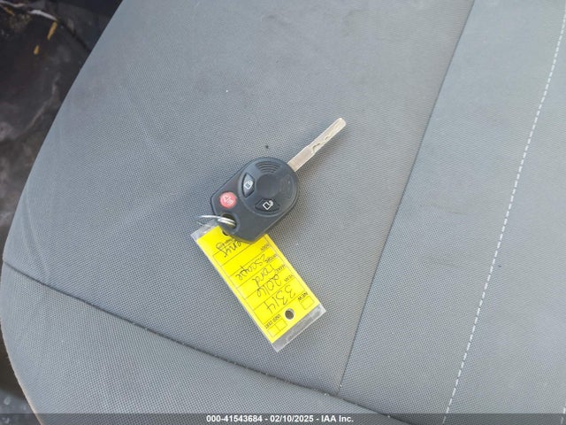 1FMCU9GX9GUC37108 Ford ESCAPE SE