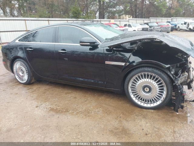 2011 JAGUAR XJ SAJWA1CB8BLV05801