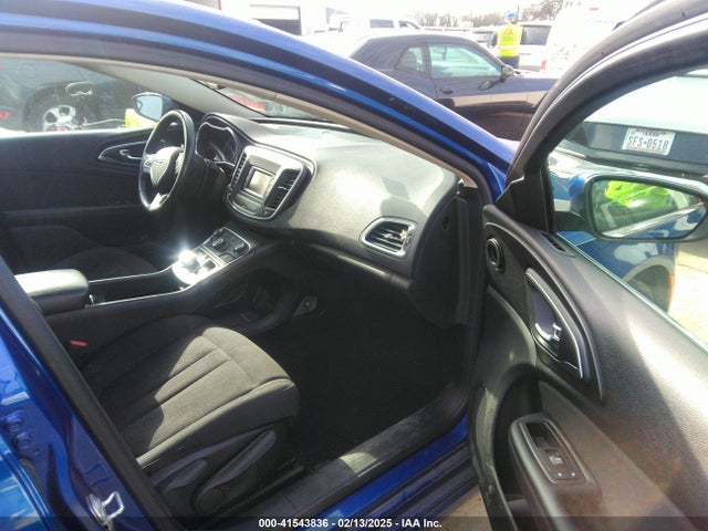 Chrysler 200 Limited 2015 1C3CCCAB9FN563232 Image 5