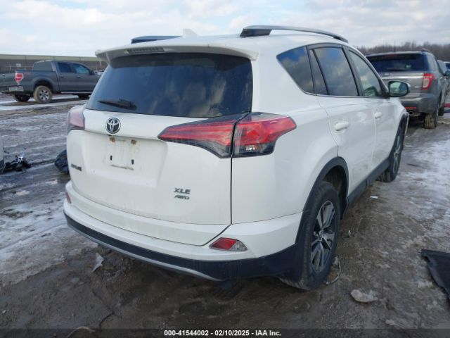 JTMRFREV8JJ746285 Toyota Rav4 Adventure/xle