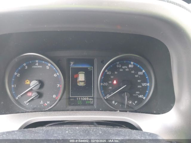 JTMRFREV8JJ746285 Toyota Rav4 Adventure/xle