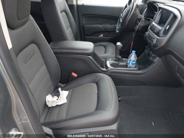 1GTG6FEN1K1115417 GMC Canyon All Terrain W/cloth